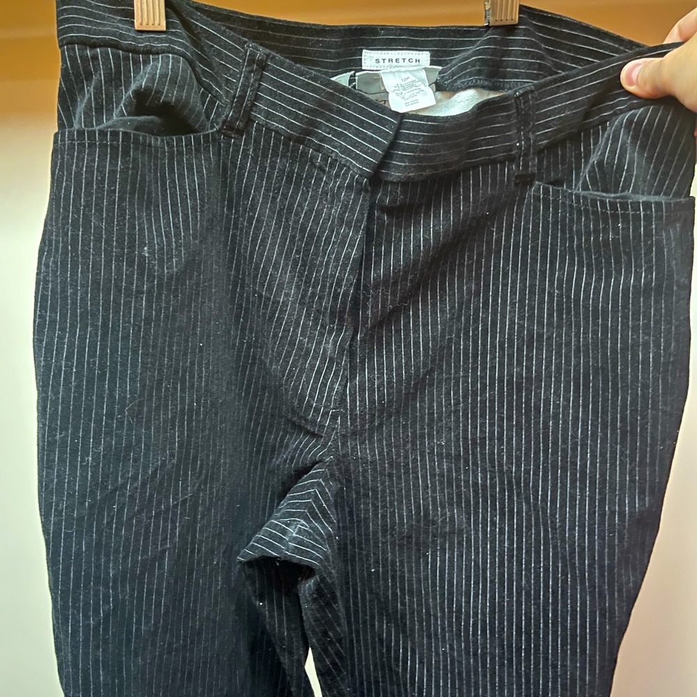 Jones New York Sport Petite Black striped cotton pants